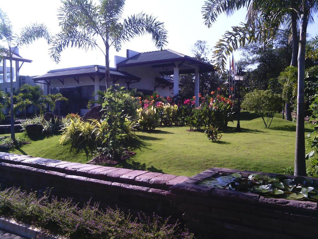 Ruins Chaaya Hotel Polonnaruwa Luaran gambar